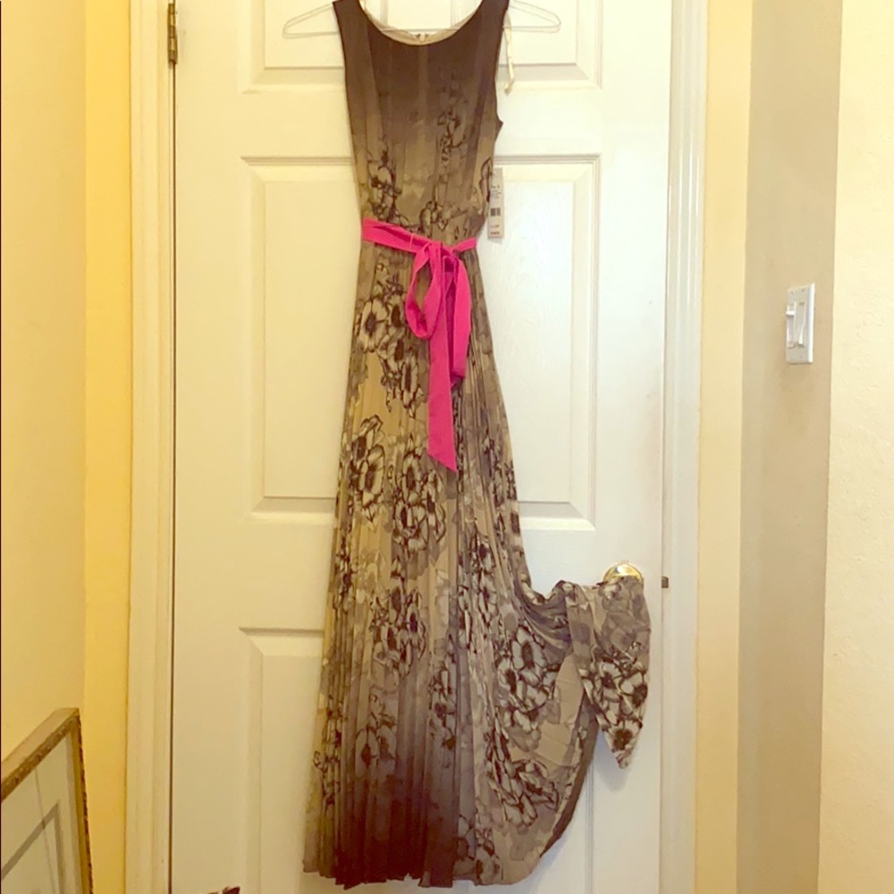 Eliza J maxi dress - 2 Petite, works w/ baby belly